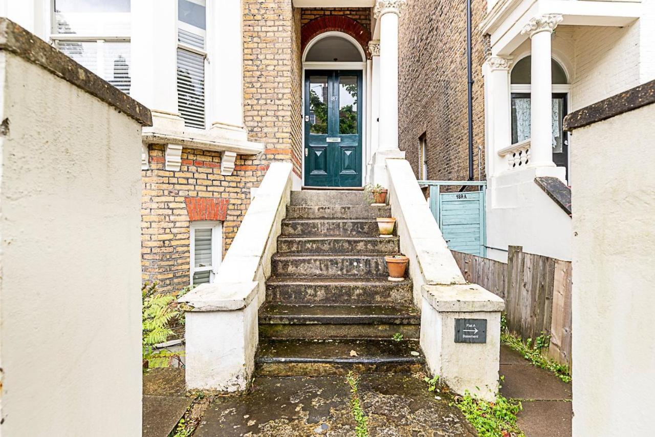 Cosy And Modern Battersea Apartamento *